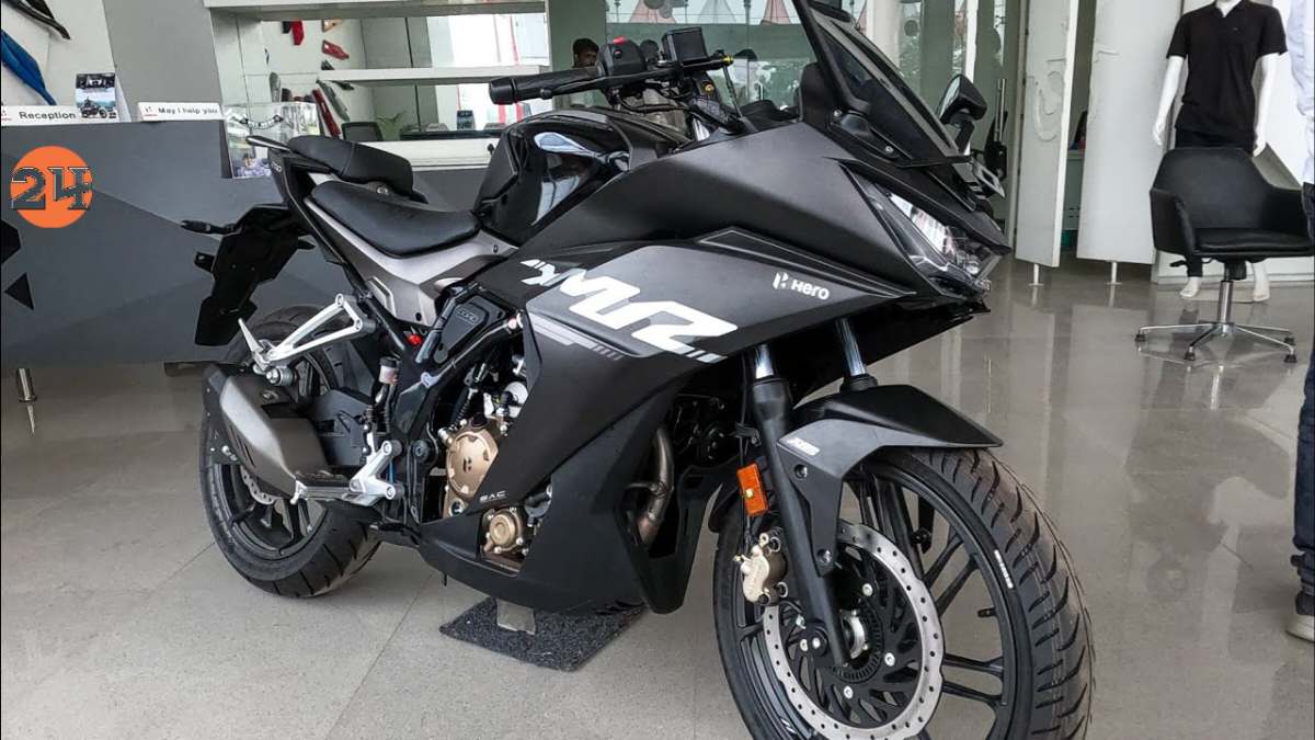210cc के दमदार इंजन और शानदार फीचर्स के साथ Hero Karizma XMR ने मार्केट मे मारी एंट्री, जानिए कीमत 210cc के दमदार इंजन और शानदार फीचर्स के साथ Hero Karizma XMR ने मार्केट मे मारी एंट्री, जानिए कीमत