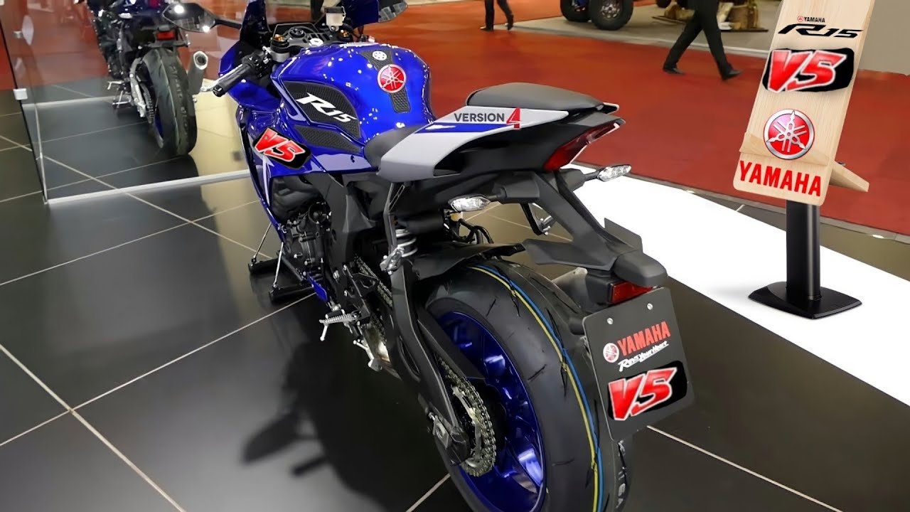 KTM की वाट लगाने वाली 2025 Yamaha R15 V5 नए अपडेट के साथ होगी लॉन्च, मिलेगा 55.20 kmpl का जबरदस्त माइलेज KTM की वाट लगाने वाली 2025 Yamaha R15 V5 नए अपडेट के साथ होगी लॉन्च, मिलेगा 55.20 kmpl का जबरदस्त माइलेज