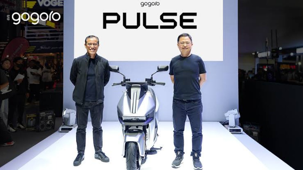 भारतीय मार्केट में हाईटेक फीचर्स से लैस यूनिक लुक के साथ Gogoro pulse E- Scooter जल्द होगी लॉन्च भारतीय मार्केट में हाईटेक फीचर्स से लैस यूनिक लुक के साथ Gogoro pulse E- Scooter जल्द होगी लॉन्च