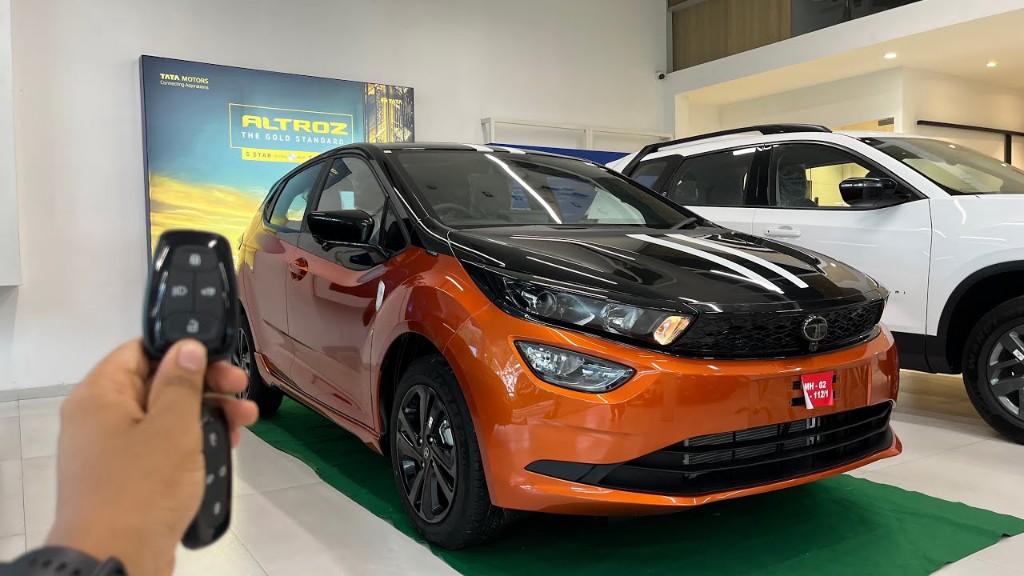 Hyundai की बैंड बजाने बाज़ार में आई Tata Altroz Racer लुक में, कीमत बस 9.5 लाख से शुरू